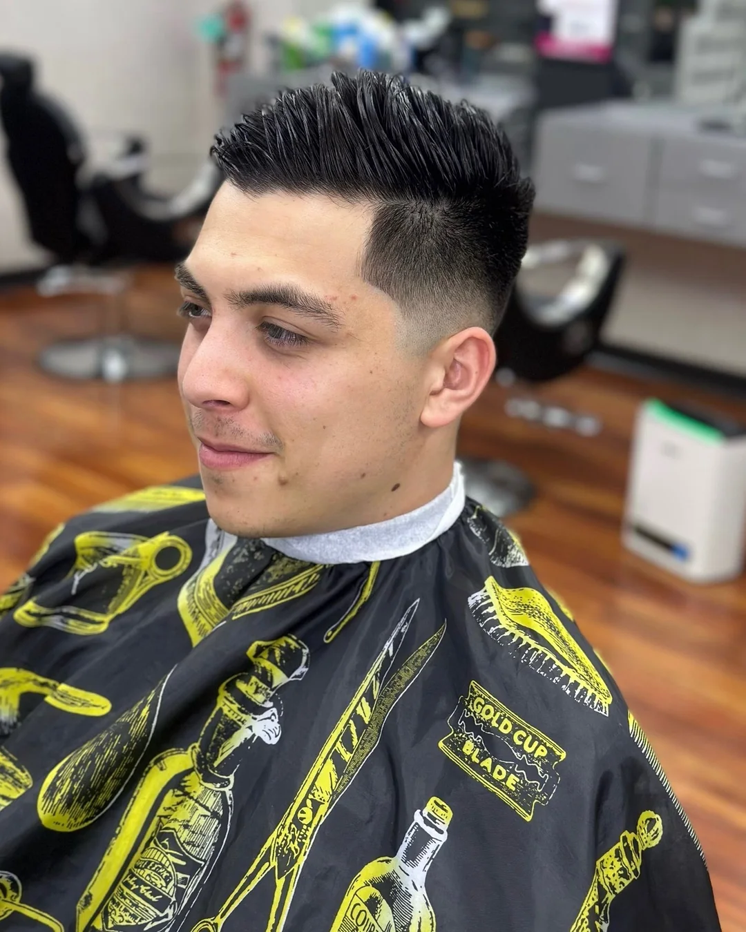 Cortes para adultos mayores en Federal Heights — Corte fresco