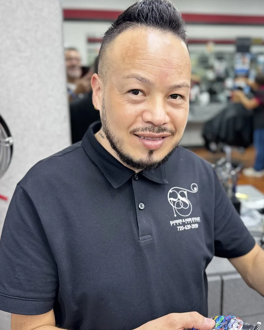 Alber — Barbero · Estilista · Master Colorista