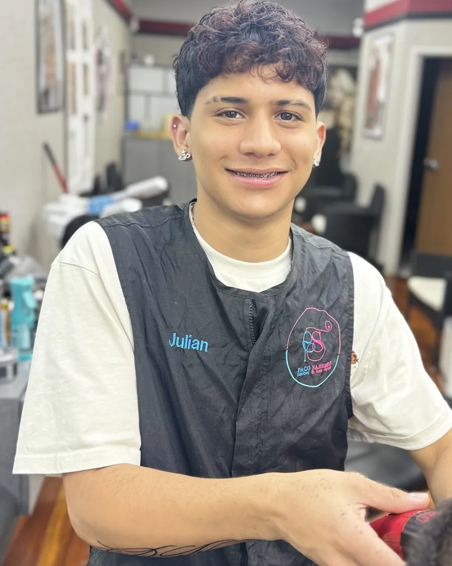 Julián — Barbero Expert